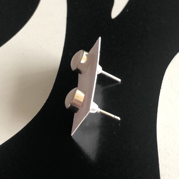 4 for $20 White Stud Earrings - Picture 2 of 3
